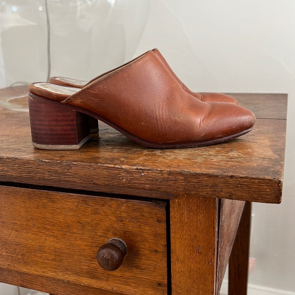 Nisolo Mules